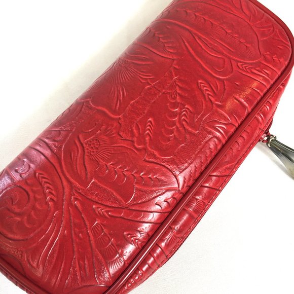 OSCAR DE LA RENTA Red Tooled Clutch Bag - Picture 1 of 13